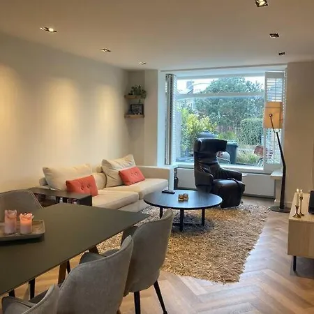 Mooi Familie Nabij Het Appartement